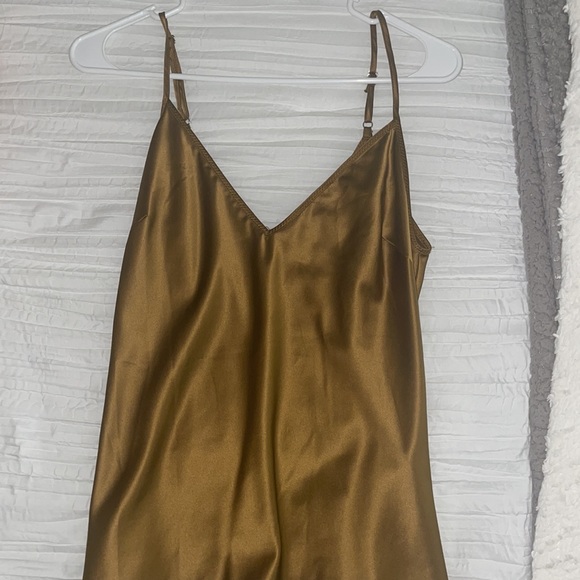 Zara satin mustard color top - Picture 3 of 6